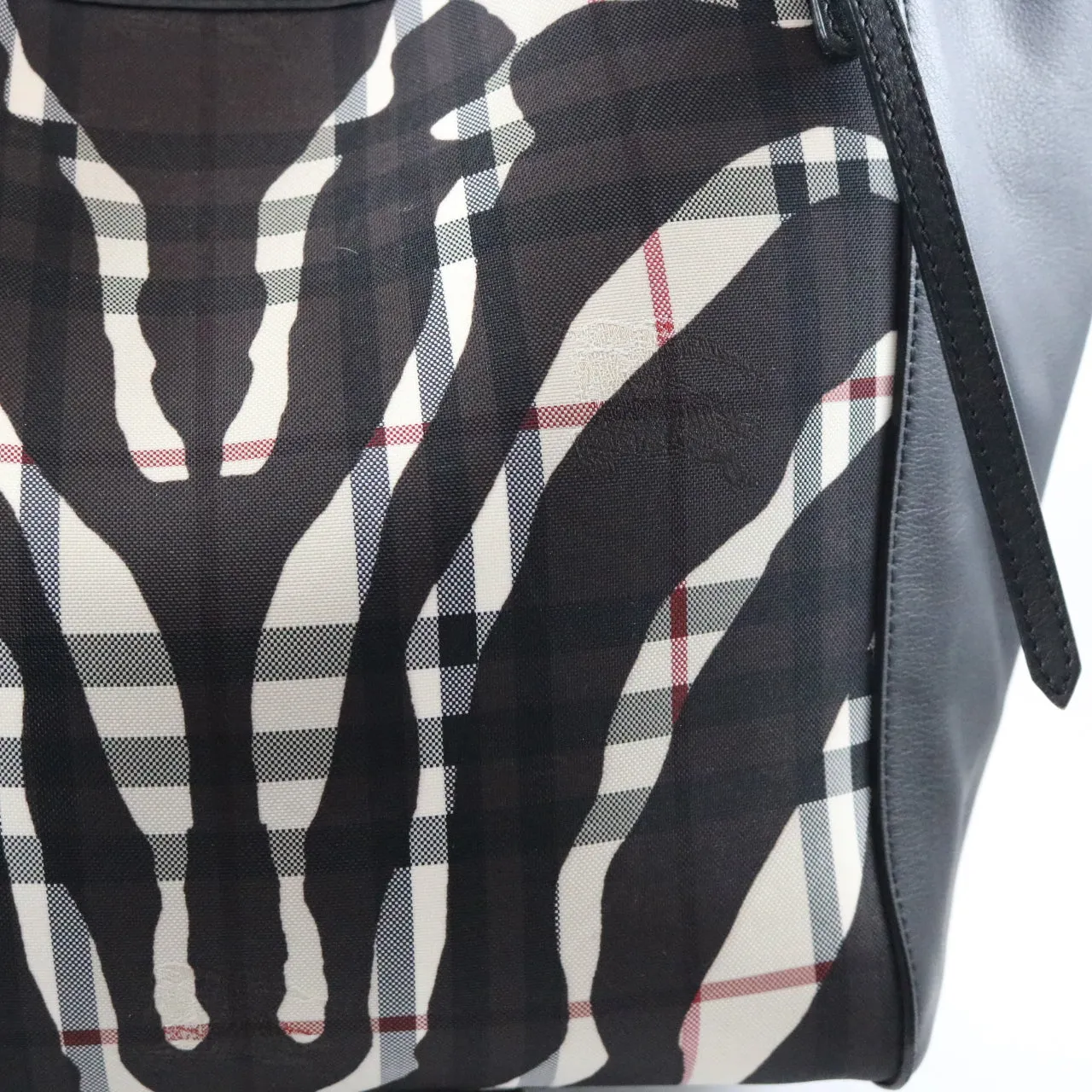 2-Way Zebra Check Tote