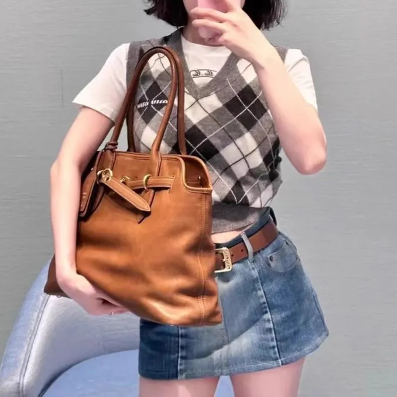 Aventure Large The Brown Leather Tote Bag