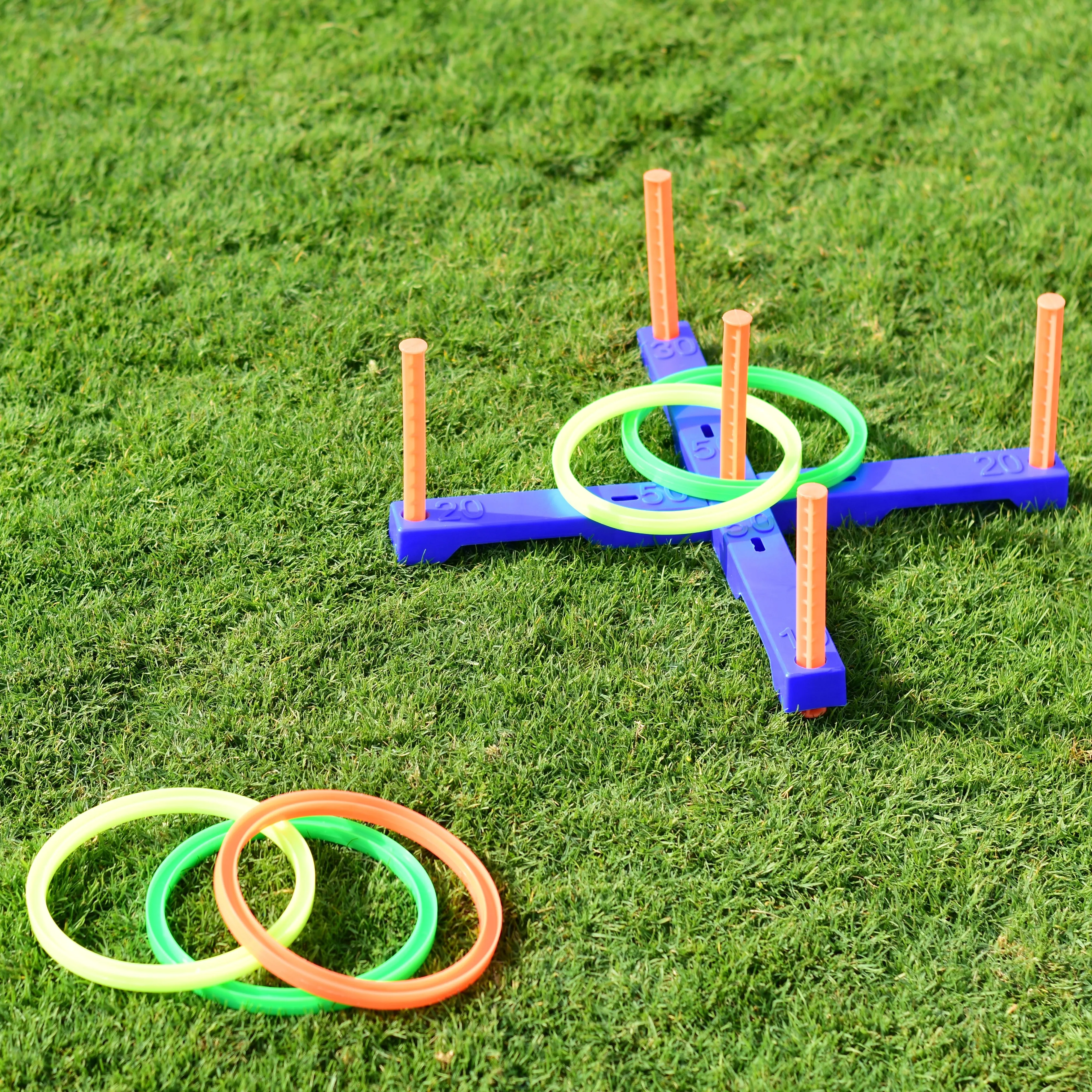 DS Ring Toss Game Set (5 Target, 6 Rings)