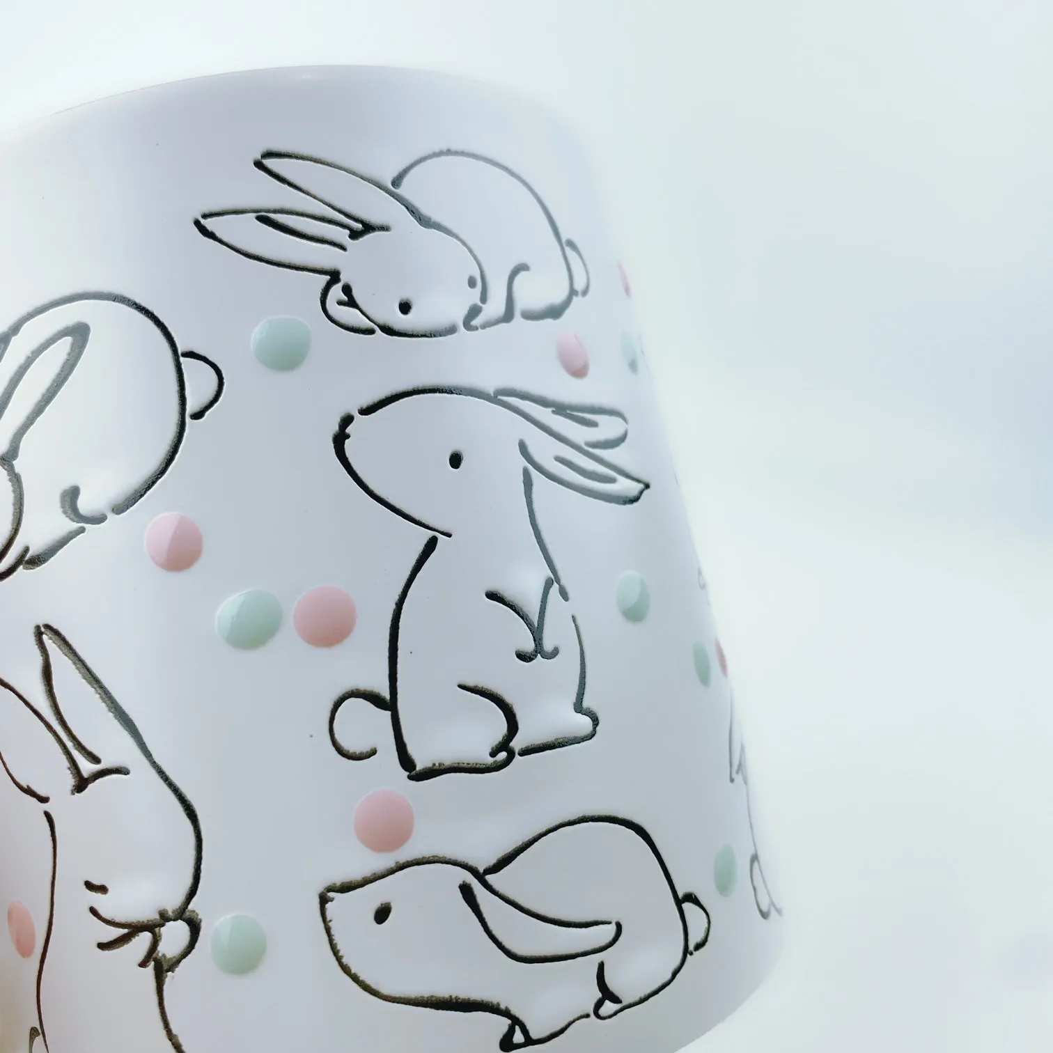 inHomestylez Happy Bunnies Happy Easter Ceramic Mug 21oz - Pink