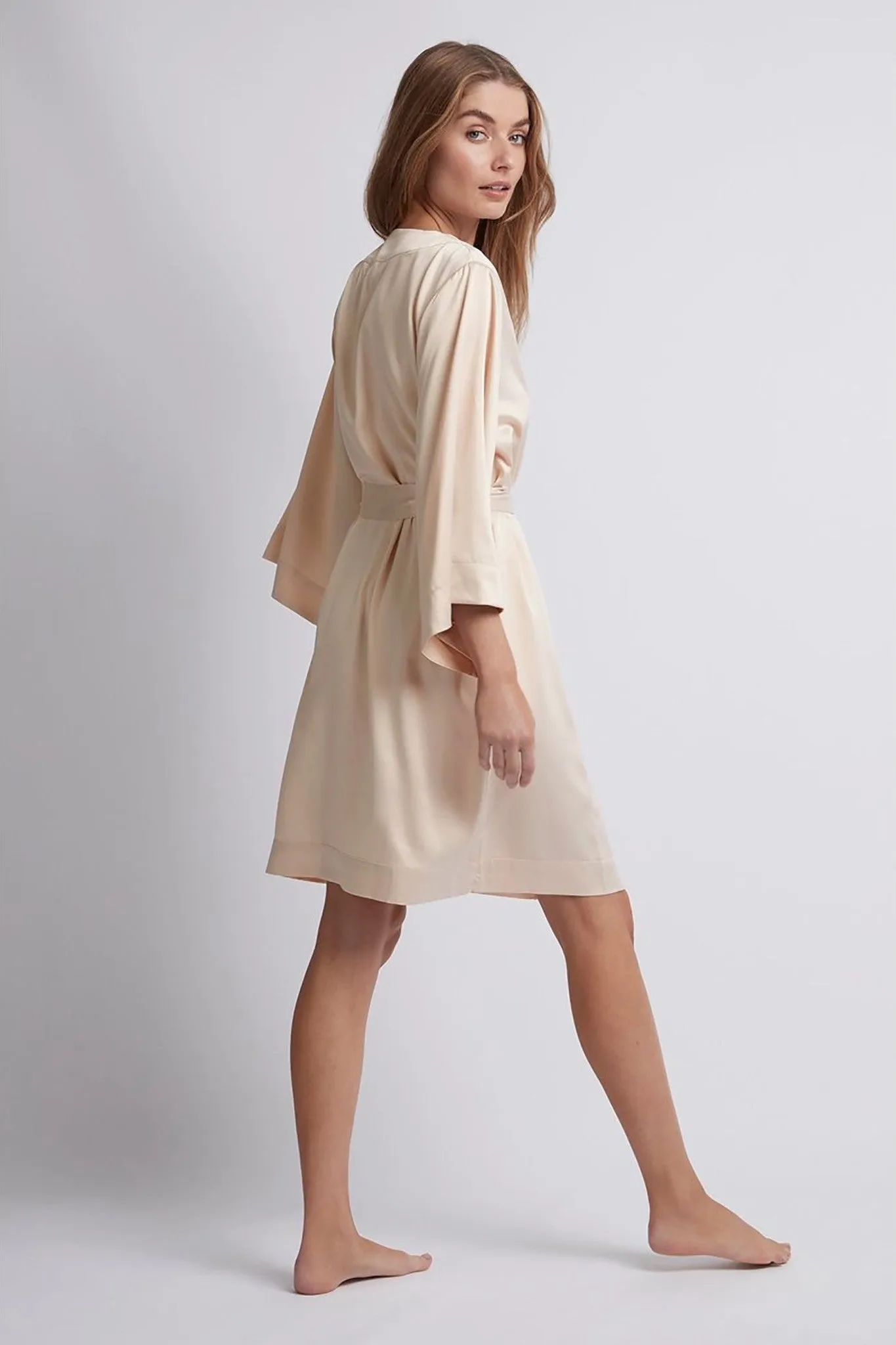 Jasmine Short Robe - Champagne