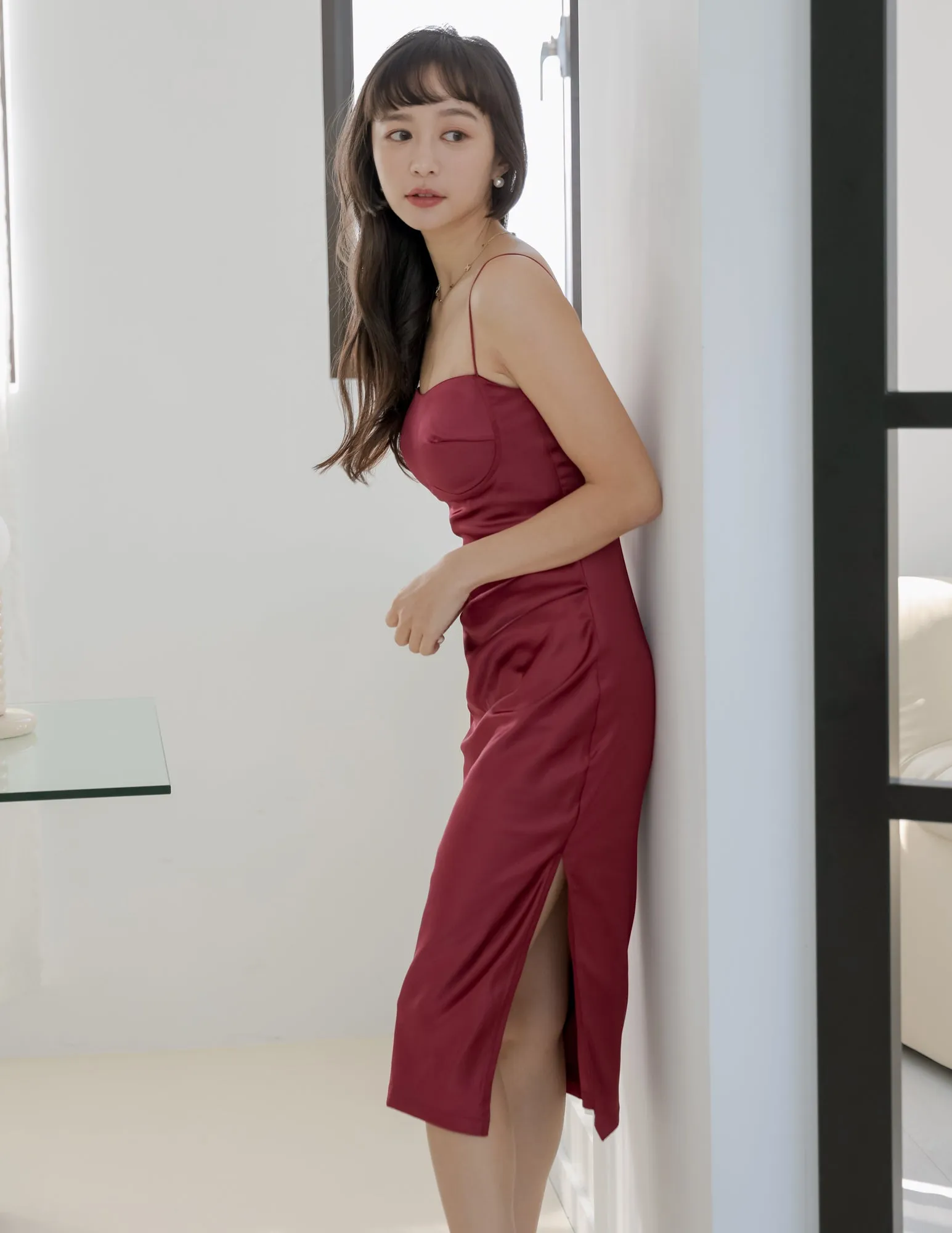 Kourtney Padded Satin Dress in Wine