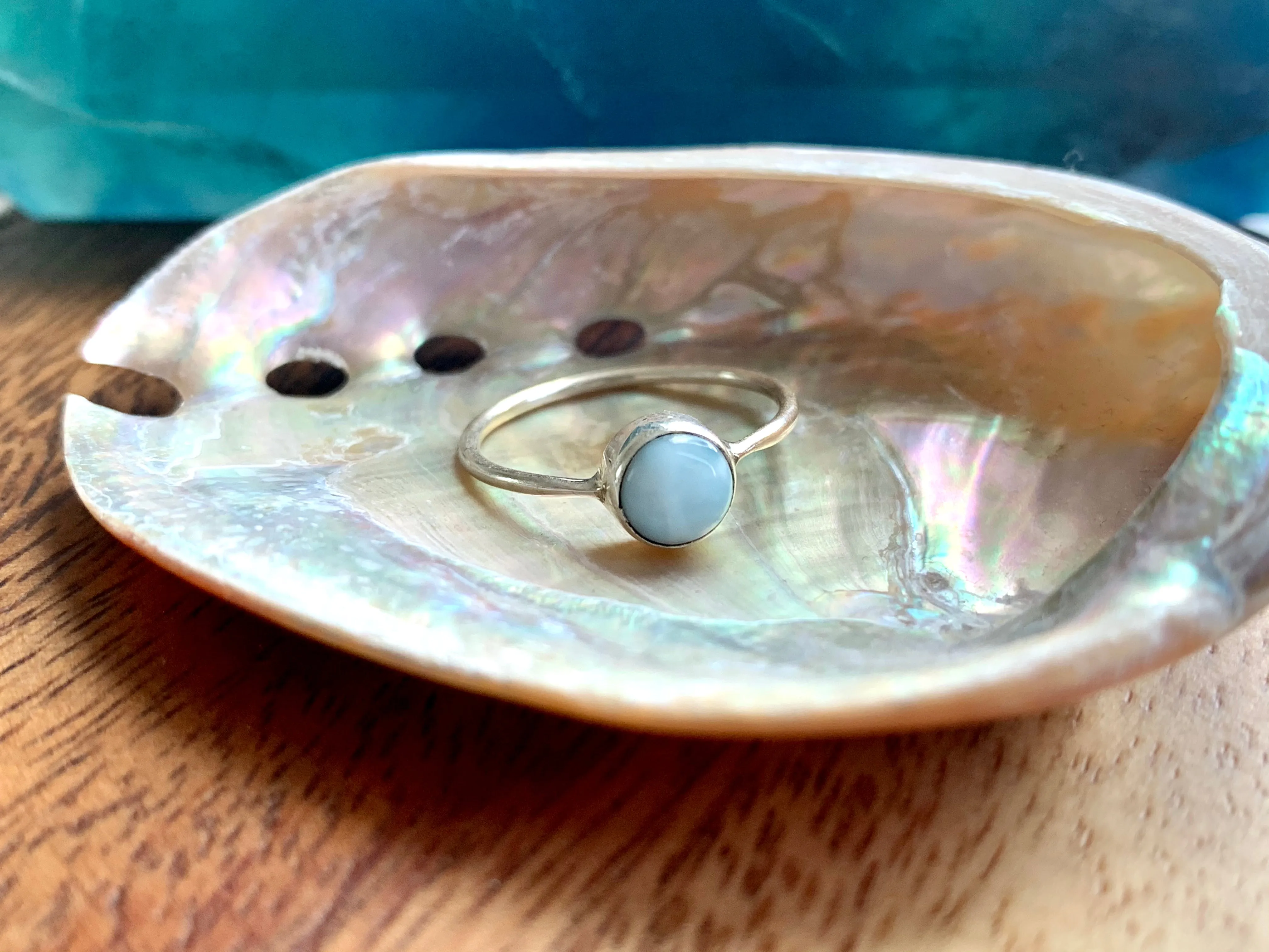 Larimar Akoni Ring - Round